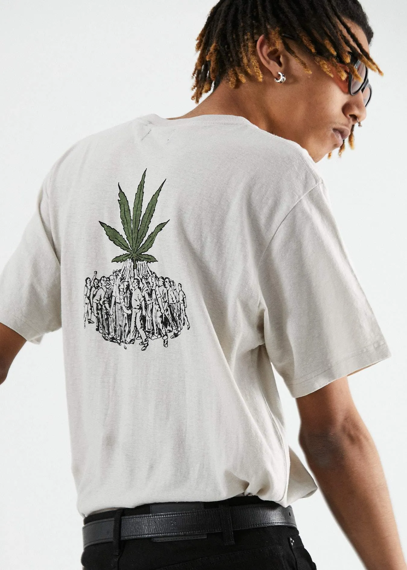 Afends Mens For The People - Hemp Retro Fit Tee - Moonbeam