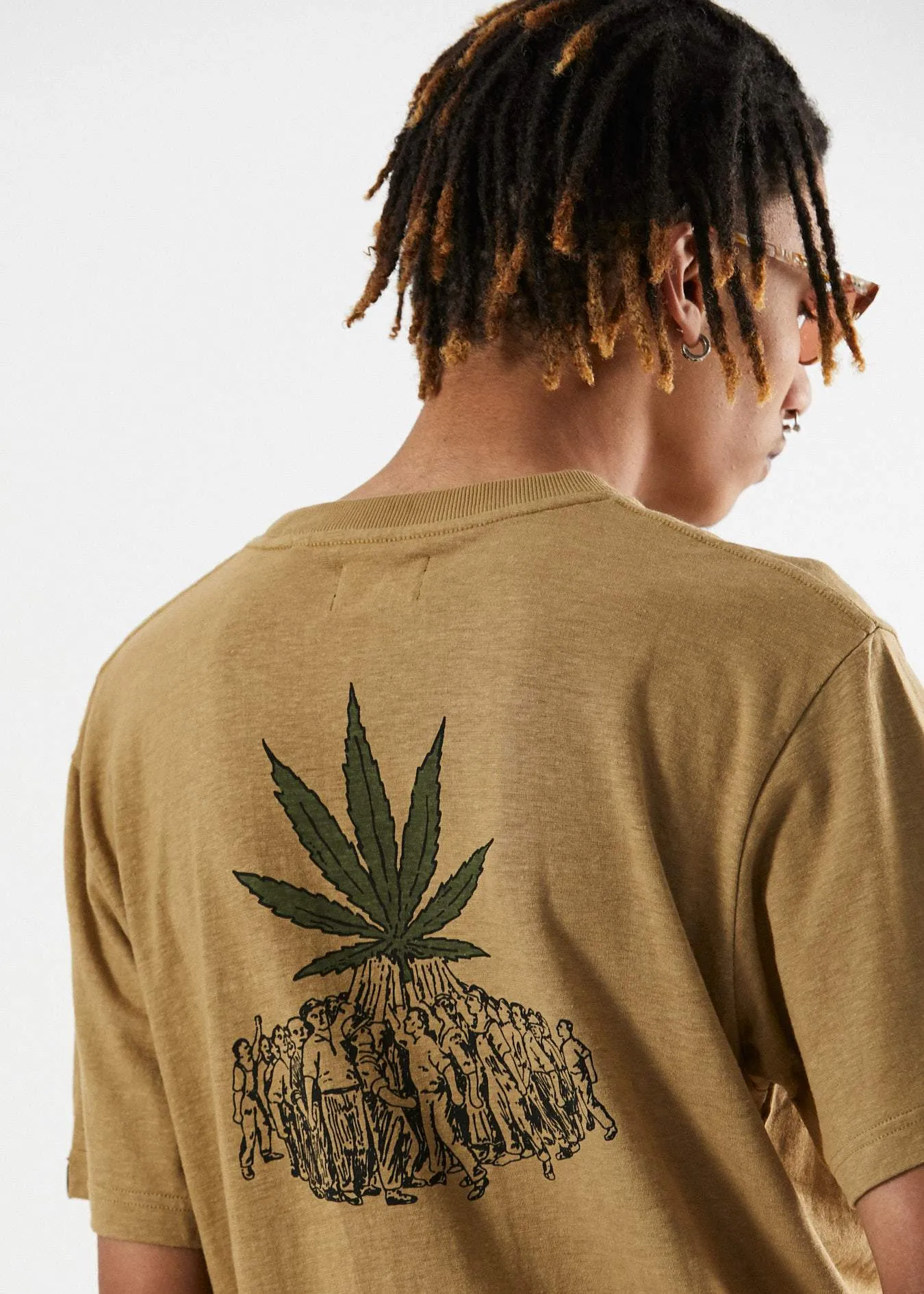 Afends Mens For The People - Hemp Retro Fit Tee - Moss