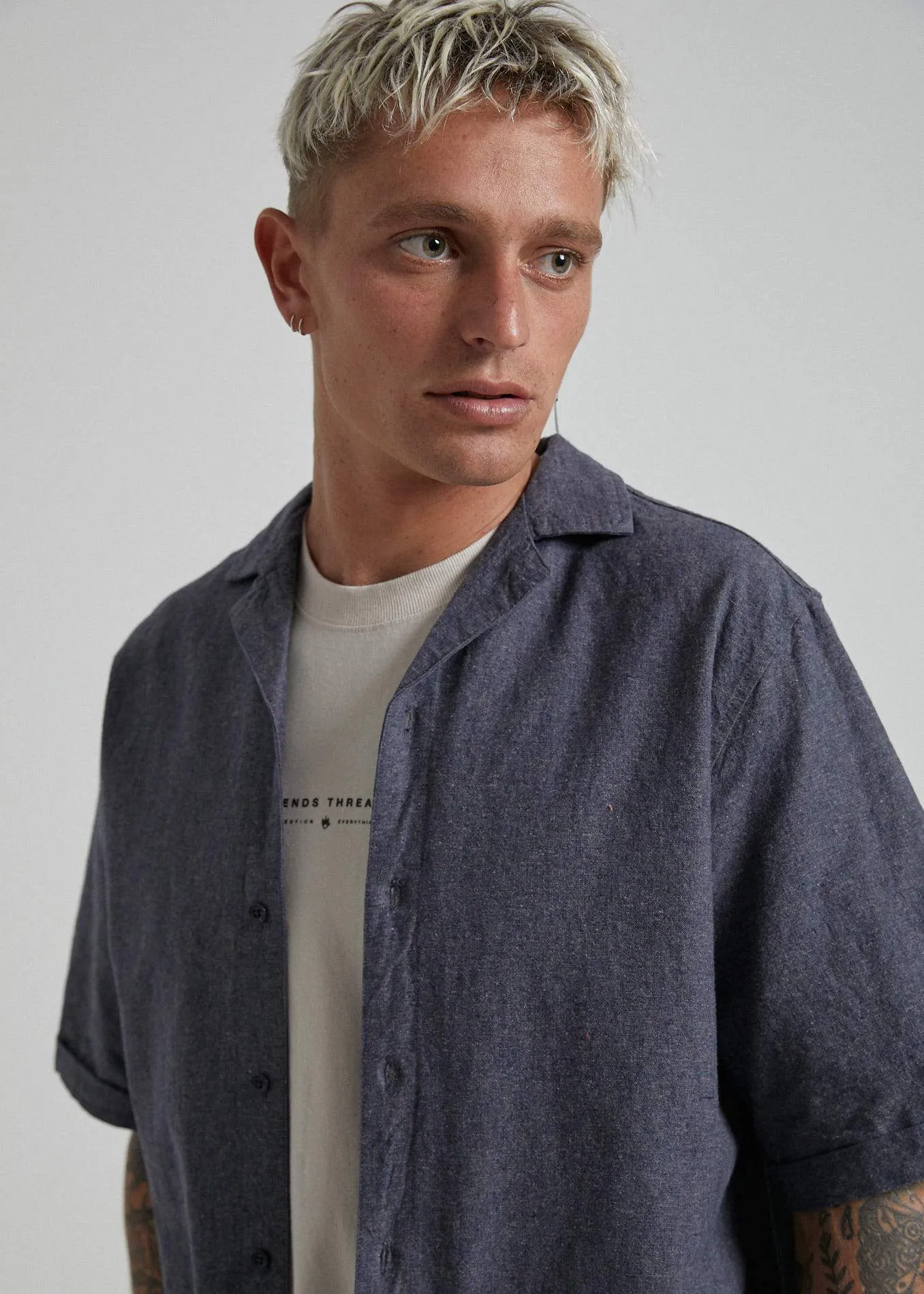 Afends Mens Good Taste - Hemp Cuban Short Sleeve Shirt - Navy