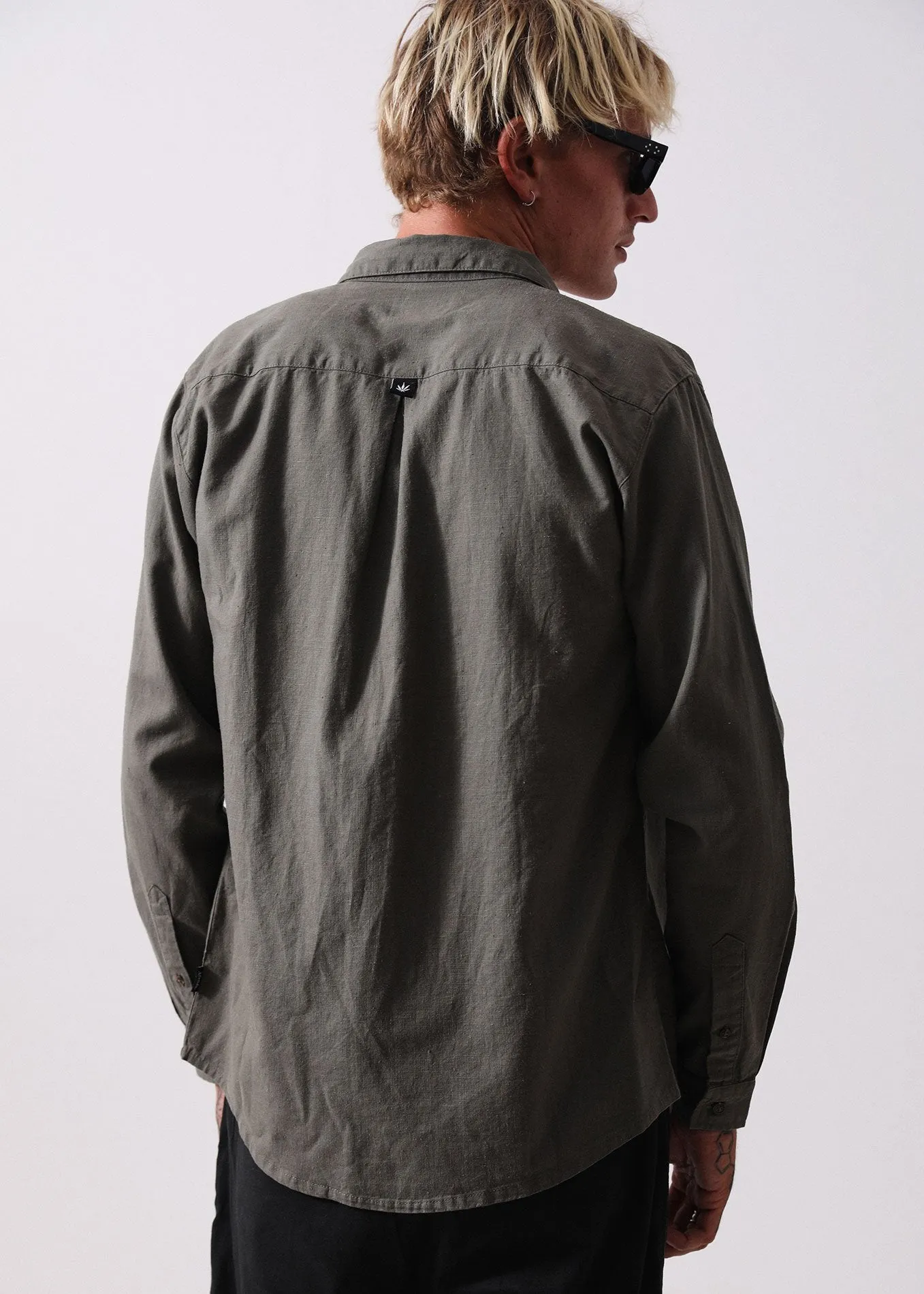 Afends Mens Overthrow - Hemp Long Sleeve Shirt