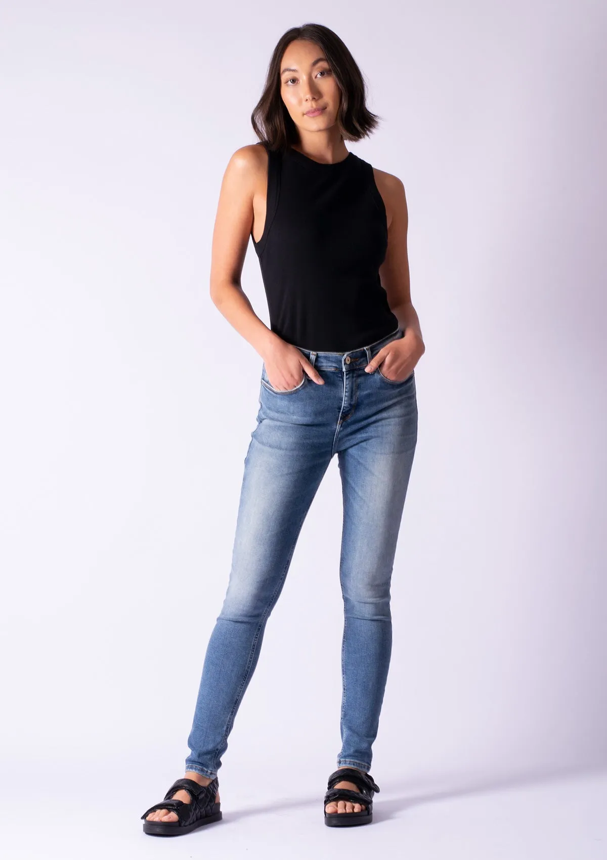 Amy Raisa High Rise Skinny Jean