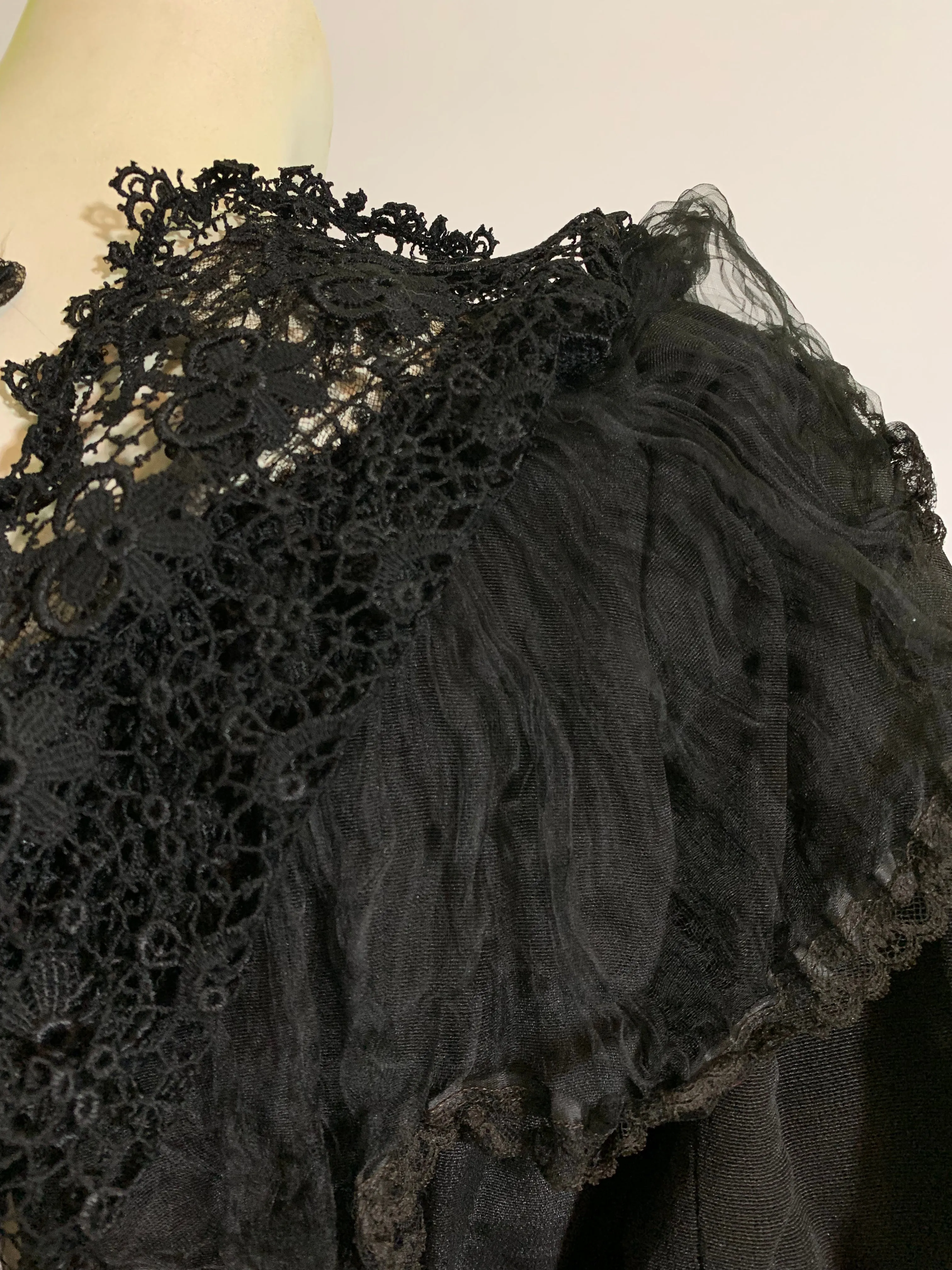 Black Faille Lace and Bow Trimmed Two Piece Mourning Dress and Hat circa 1910s