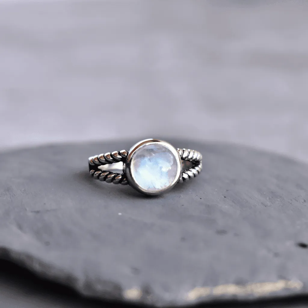 Bohemian Dance - Moonstone Ring