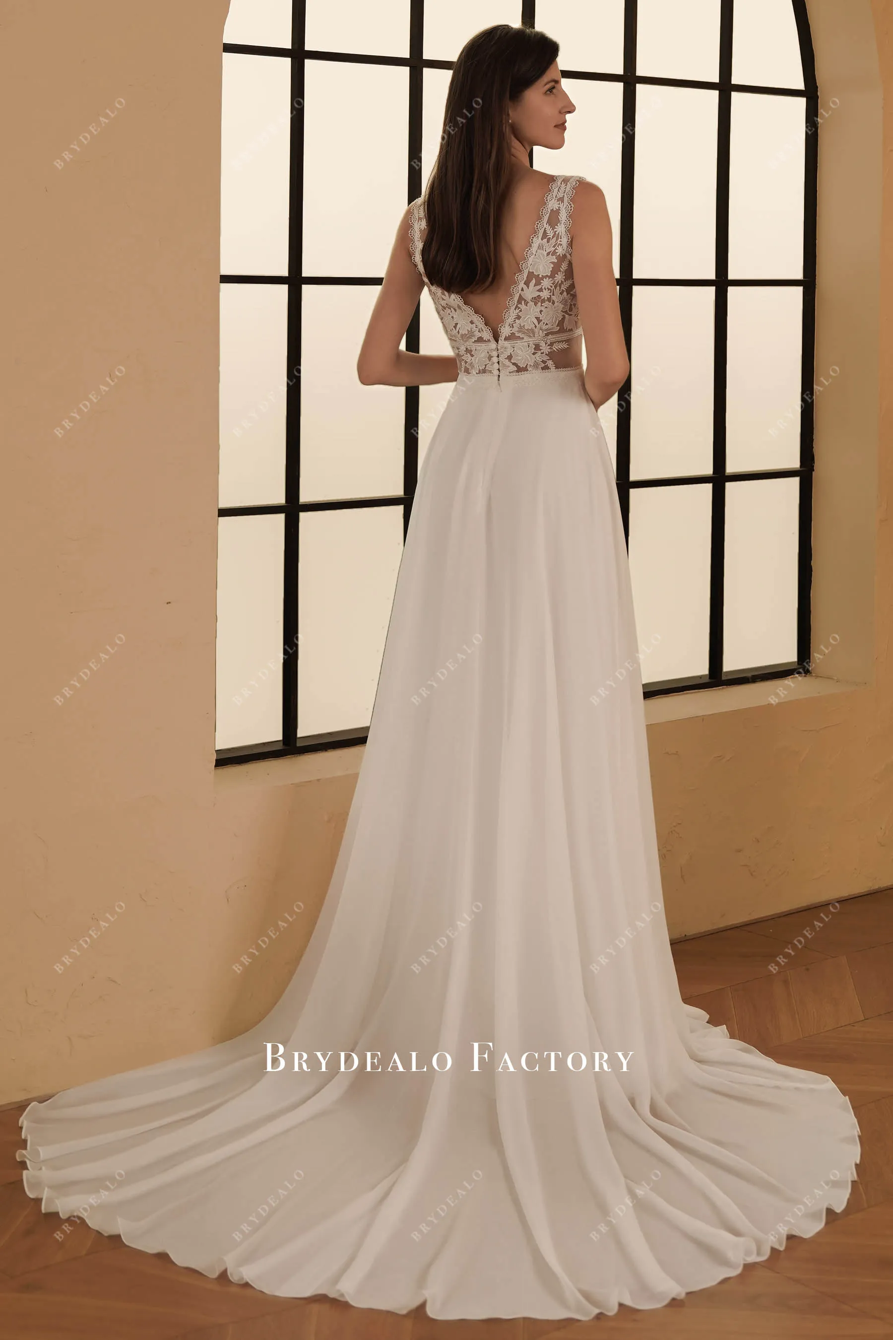 Boho Scalloped Lace V-neck Flowing Chiffon Wedding Dress