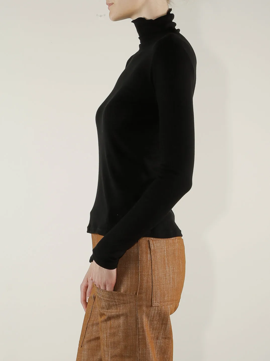 Cleo Turtleneck in Lightweight Rib - Black