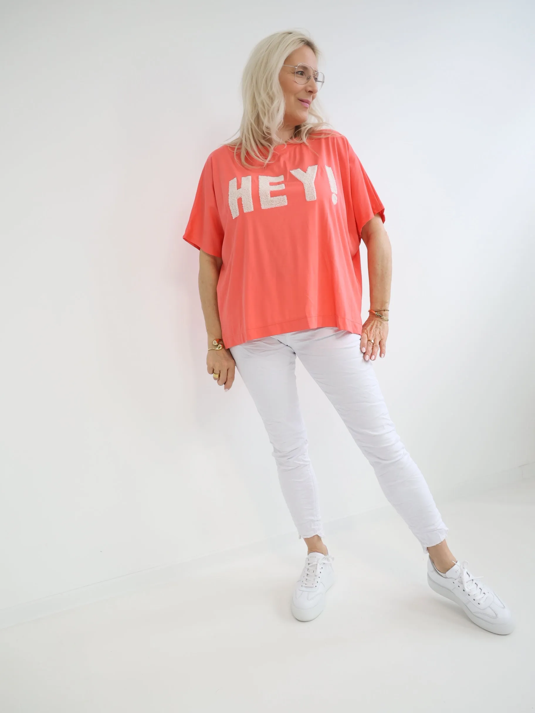 HEY! Oversize T-Shirt - verschiedene Farben