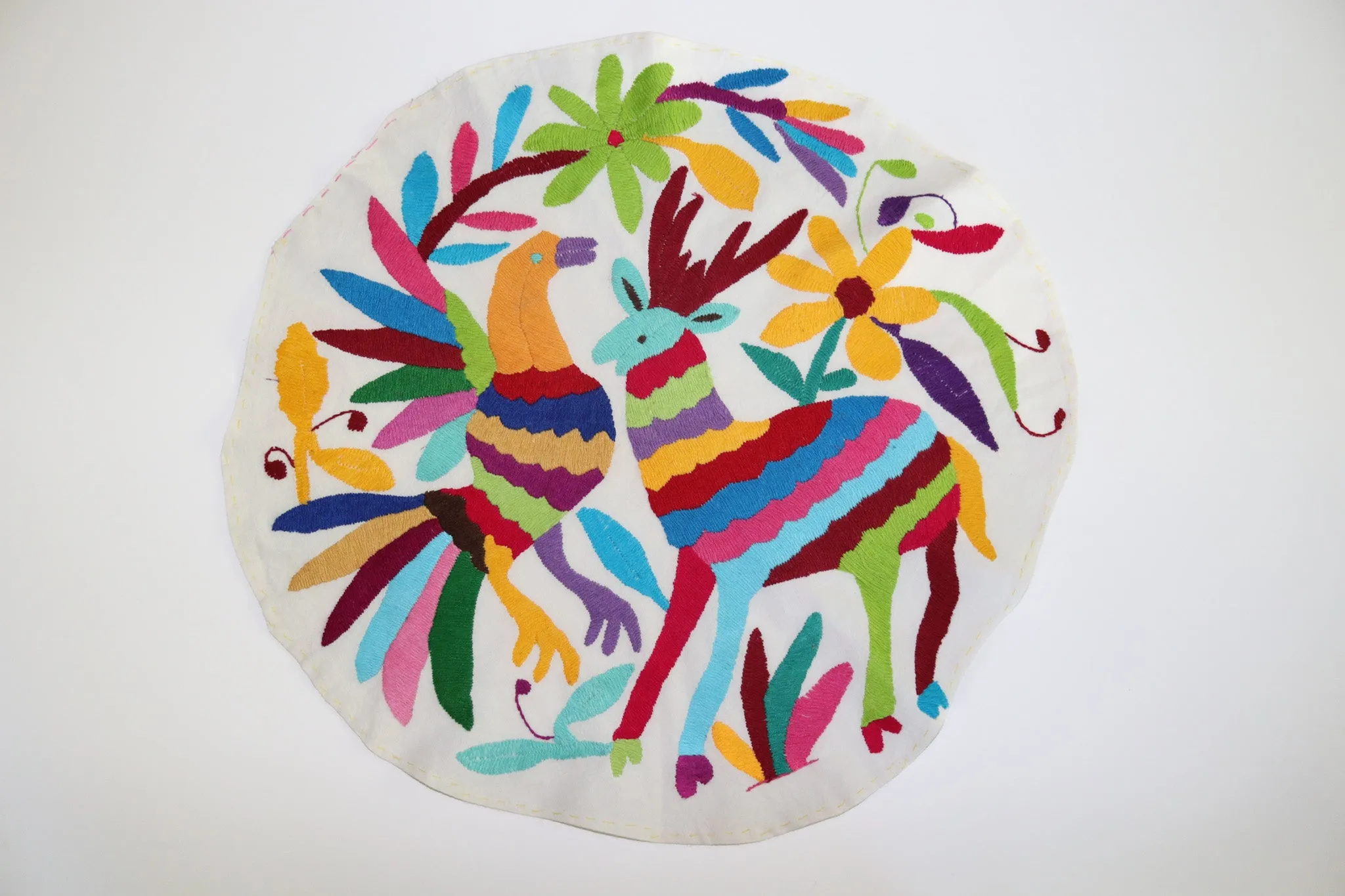 Otomi Table Topper - Round