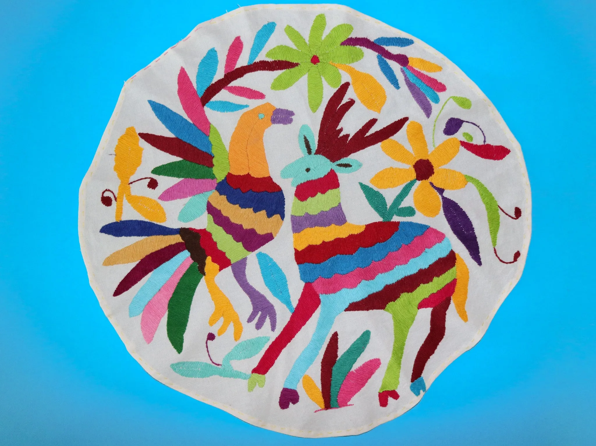 Otomi Table Topper - Round