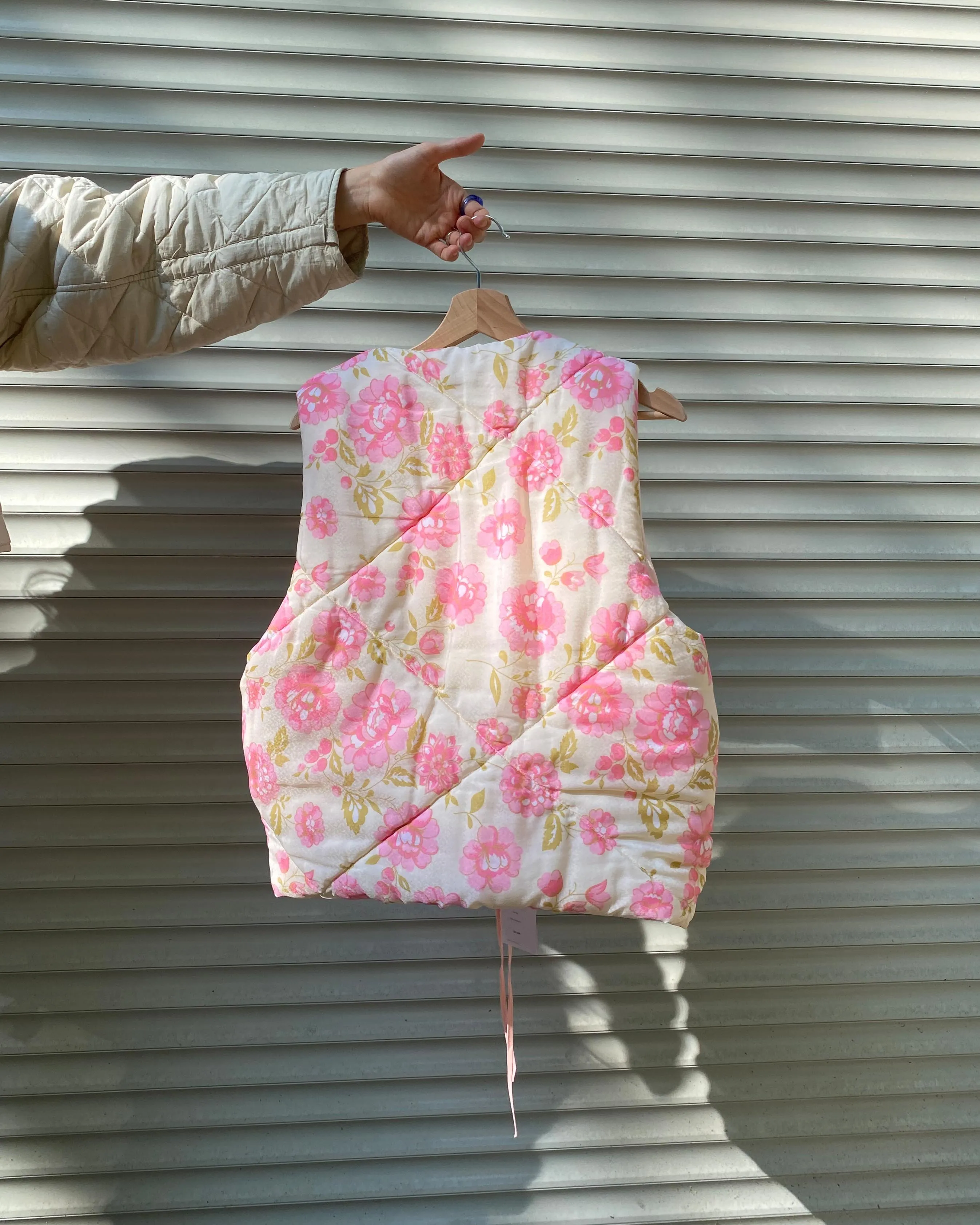 Rose vest