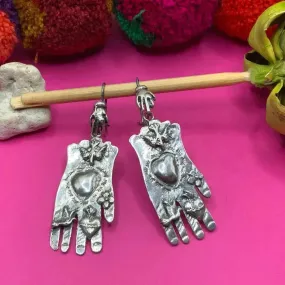 Silver filigree Mexican Hand earrings with heart handmade from Oaxaca, Mexico, bohemian, vintage style