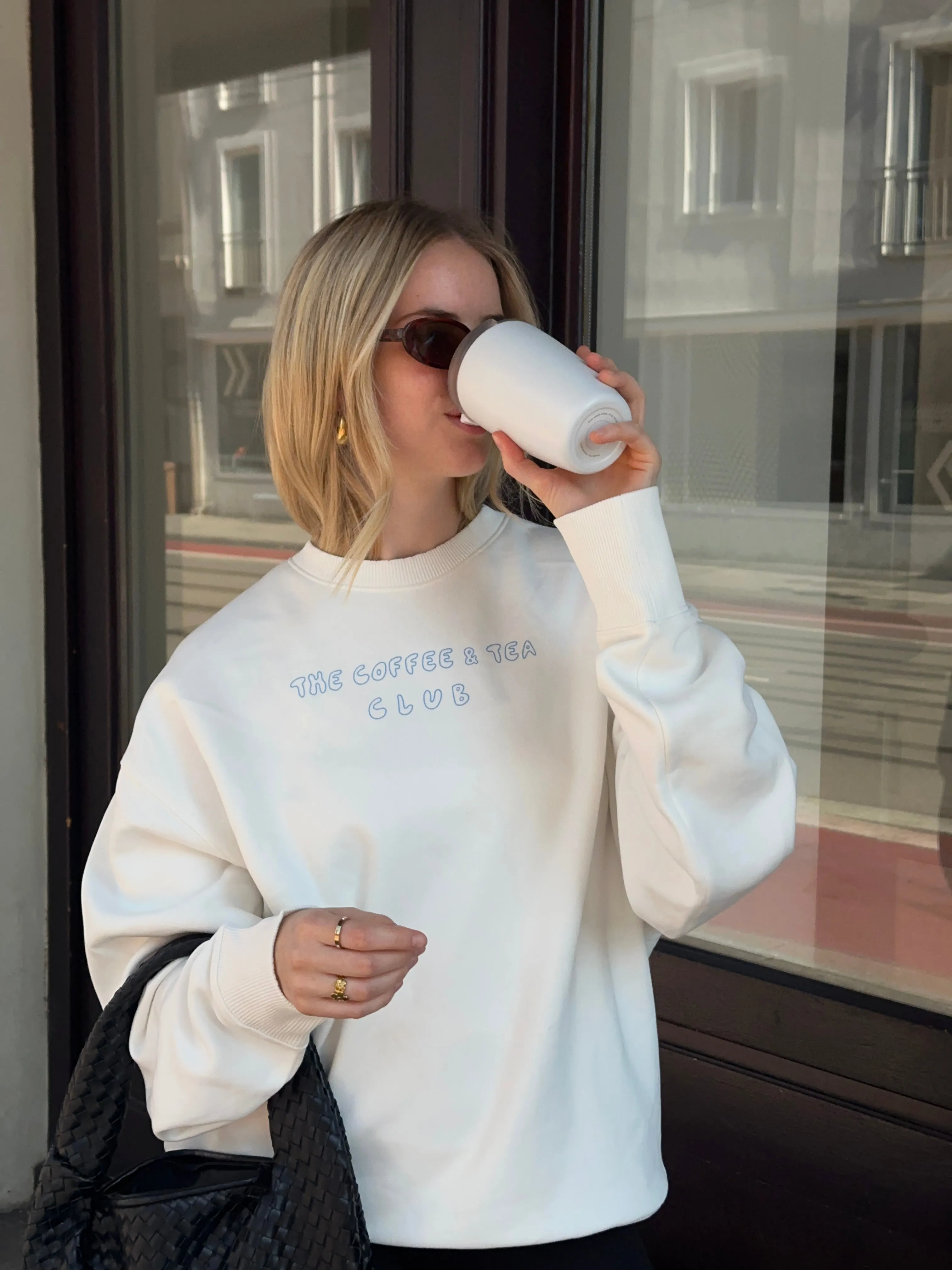 Sweater (Oversized) mit "The coffee & tea club" Motiv