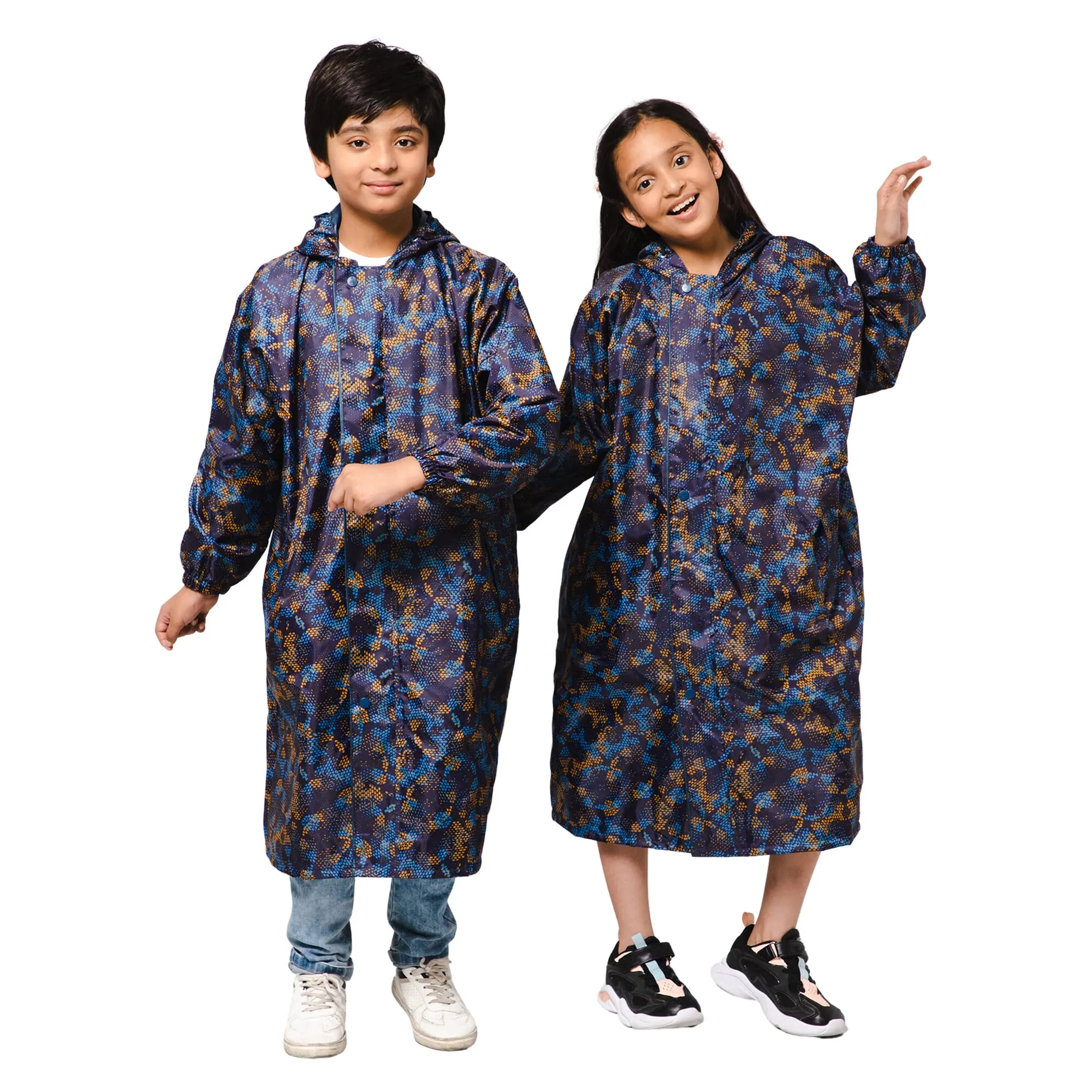 The Clownfish Splash Squad Series Kids Raincoat Waterproof Polyester Double Coating Reversible Longcoat with Hood and Reflector Logo at Back. Printed Plastic Pouch. Kid Age-11-12 years (Midnight Blue)